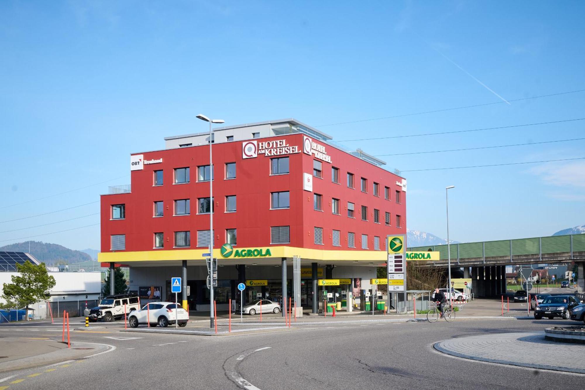 Hotel Am Kreisel Self-Check-In By Smart Hotels Lachen Zewnętrze zdjęcie